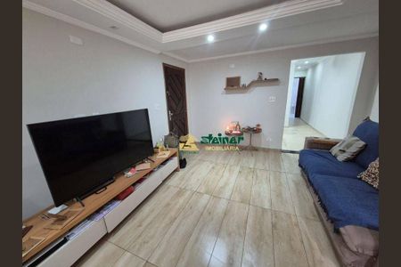 11_photo/94ce8acd2d.1793dc22c4eda740-ATLAS-3c44b0fd-4e79-4d62-a094-5253c2c344fe.jpg de casa à venda com 3 quartos, 220m² em Jardim Cocaia, Guarulhos