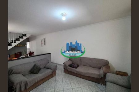 6_photo/94ce8ad00f.a9fe67ee86852afe-ATLAS-65e8db9f-13fa-4bf3-8561-835f8ed62473.jpg de casa à venda com 3 quartos, 215m² em Jardim Almeida Prado, Guarulhos