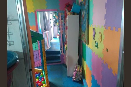 9_photo/94ce8ad01b.9451dd6d10cc0d8d-ATLAS-1dc2b7b5-3d7c-4d2c-a1a9-99c036d4c047.jpg de casa à venda com 5 quartos, 184m² em Jardim Almeida Prado, Guarulhos