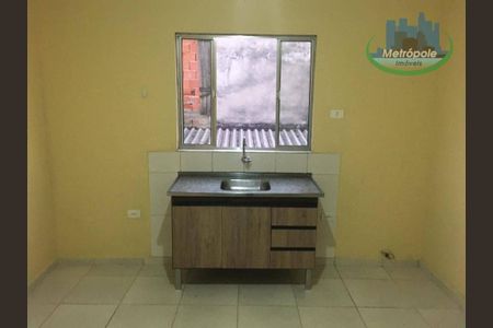 7_photo/94ce8ad149.cd45aff15330f57b-ATLAS-d085121b-411f-44a3-aba4-2d4d3fbaa696.jpg de casa para alugar com 1 quarto, 30m² em Jardim Almeida Prado, Guarulhos