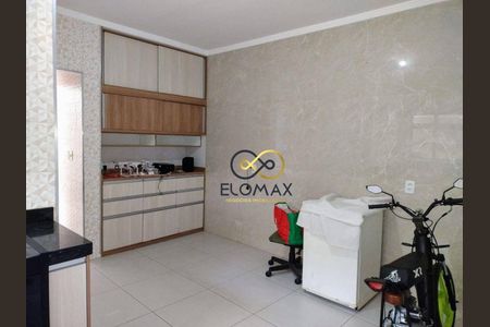 2_photo/94ce8ad1fd.ceff8192393c33de-ATLAS-292c0e20-def5-4dcf-acdf-658ed8b369e4.jpg de casa à venda com 4 quartos, 89m² em Jardim Divinolandia, Guarulhos