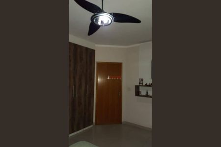 6_photo/94ce8ad2b1.4664f3ed7bb28091-ATLAS-95b80c4b-5c40-4e65-9be2-50f0350e6334.jpg de casa à venda com 3 quartos, 200m² em Vila Maricy, Guarulhos