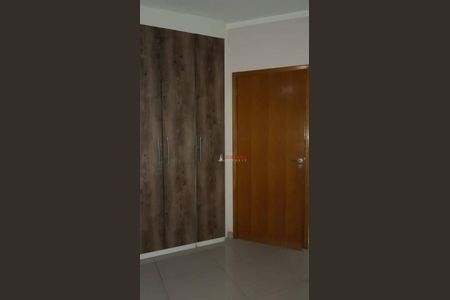 3_photo/94ce8ad2b1.4664f3ed7bb28091-ATLAS-a1a2ada1-d66c-4678-b1fc-38413cd7f380.jpg de casa à venda com 3 quartos, 200m² em Vila Maricy, Guarulhos