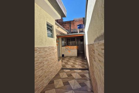 55_photo/94ce8ad2eb.ceff8192393c33de-ATLAS-44a1b790-e138-423d-90af-cd9d49e2ae63.jpg de casa à venda com 4 quartos, 150m² em Jardim Divinolandia, Guarulhos