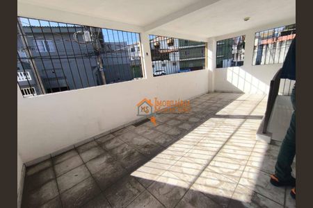 5_photo/94ce8ad2eb.ceff8192393c33de-ATLAS-e54fe6dc-7a2b-49c1-a526-97a8d216bd19.jpg de casa para alugar com 4 quartos, 150m² em Jardim Divinolandia, Guarulhos