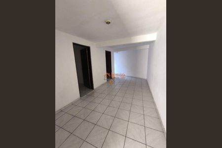 8_photo/94ce8ad2eb.ceff8192393c33de-ATLAS-fab86944-480a-4344-84ce-8b01cfee7c3c.jpg de casa para alugar com 4 quartos, 150m² em Jardim Divinolandia, Guarulhos