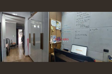 6_photo/94ce8ad479.524c4fcdd351d82c-ATLAS-a5ad4bdf-6d18-4561-9b84-2e947784fa12.jpg de casa à venda com 3 quartos, 132m² em Jardim Bela Vista, Guarulhos