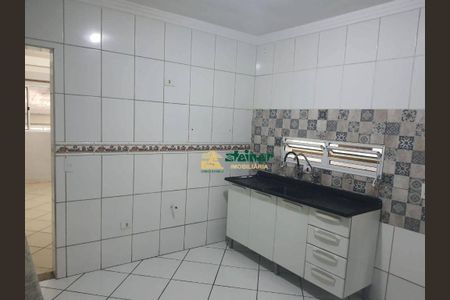 6_photo/94ce8ad5d5.aef0b8a31e24a4ae-ATLAS-878385fa-cef4-4313-8853-85337278363a.jpg de casa à venda com 3 quartos, 100m² em Jardim Santa Maria, Guarulhos