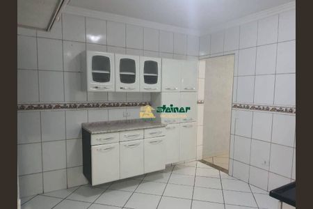 8_photo/94ce8ad5d5.aef0b8a31e24a4ae-ATLAS-c0683f5d-287c-4d92-be1d-c476bb6afdcd.jpg de casa à venda com 3 quartos, 100m² em Jardim Santa Maria, Guarulhos