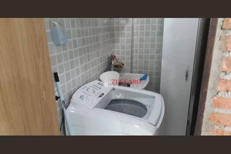 12_photo/94ce8ad669.4ecd14d874f51e57-ATLAS-8f06facb-bfa5-4c36-ada5-bbc4199cc0cc.jpg de casa à venda com 2 quartos, 100m² em Jardim Santa Maria, Guarulhos