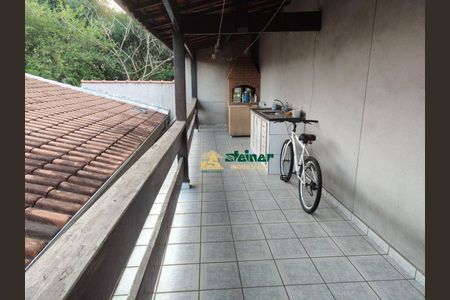 3_photo/94ce8ad683.8a98b78d6b5faf9f-ATLAS-0cfd3bfc-8b4a-423e-92e8-c9cce216d962.jpg de casa à venda com 3 quartos, 171m² em Jardim Santa Maria, Guarulhos