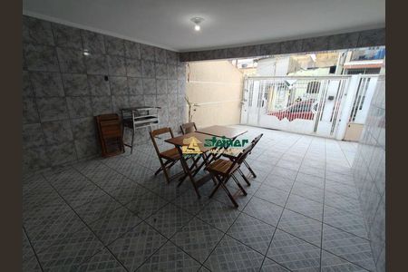 5_photo/94ce8ad683.8a98b78d6b5faf9f-ATLAS-5b7a74b9-2f24-4056-8f3f-db0a6e193f8b.jpg de casa à venda com 3 quartos, 171m² em Jardim Santa Maria, Guarulhos