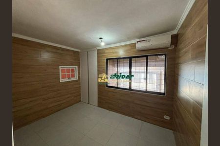 9_photo/94ce8ad699.99bb74b223d9cf3e-ATLAS-6d7b76cc-167f-4da7-8beb-ad7c08bb2afe.jpg de casa à venda com 1 quarto, 80m² em Jardim Santa Maria, Guarulhos
