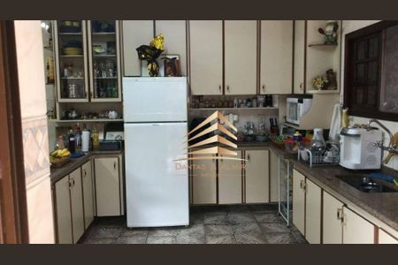 41_photo/94ce8ad98d.488d9430527a71af-ATLAS-c811e284-b65f-45ca-bdea-200e545f829f.jpg de casa à venda com 3 quartos, 247m² em Jardim Nova Taboao, Guarulhos