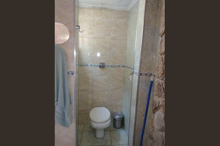 8_photo/94ce8adc29.c4d3958fd7b60bf2-ATLAS-1902182d-e0e1-4428-80f1-b2860f99c58c.jpg de casa à venda com 5 quartos, 200m² em Jardim Santo Eduardo, Guarulhos