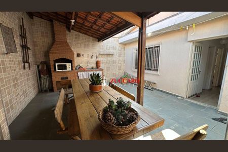 10_photo/94ce8adc29.f8fe3b6136776221-ATLAS-ef16e652-eafe-4a4e-852f-eddba4021156.jpg de casa à venda com 3 quartos, 176m² em Jardim Santo Eduardo, Guarulhos