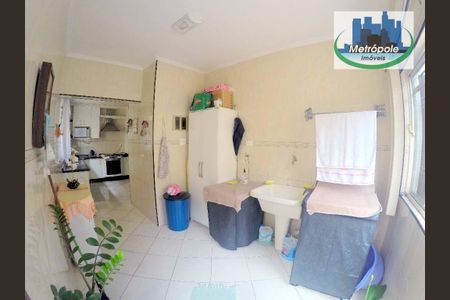 5_photo/94ce8ade65.1ce9793f114ef73a-ATLAS-2db2d6cf-3b8c-4bbd-ba42-6990ef11d0f2.jpg de casa à venda com 5 quartos, 165m² em Jardim das Acacias, Guarulhos