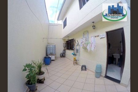 22_photo/94ce8ade65.d41ccc6539b5b4b0-ATLAS-a8868d03-556d-4263-a9aa-8c6ee39116eb.jpg de casa à venda com 5 quartos, 165m² em Jardim das Acacias, Guarulhos