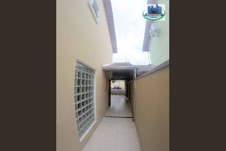 17_photo/94ce8ade65.d41ccc6539b5b4b0-ATLAS-b1aa240c-ccaa-4043-b7eb-78c1ad8c921c.jpg de casa à venda com 5 quartos, 165m² em Jardim das Acacias, Guarulhos