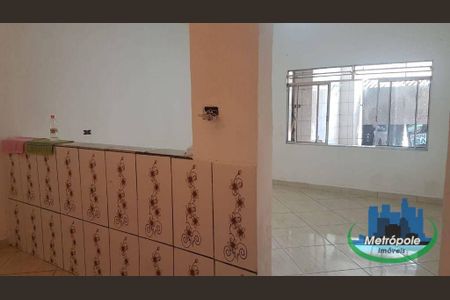 16_photo/94ce8ade6d.08f922be3a726ba4-ATLAS-2f57fd32-71e2-4d30-b56f-074be05c7169.jpg de casa à venda com 4 quartos, 105m² em Jardim das Acacias, Guarulhos