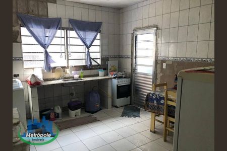5_photo/94ce8ae0e1.6618d879b31b9a75-ATLAS-1de53a9c-34c9-4636-b393-19dfb3a0388b.jpg de casa à venda com 1 quarto, 80m² em Taboão, Guarulhos