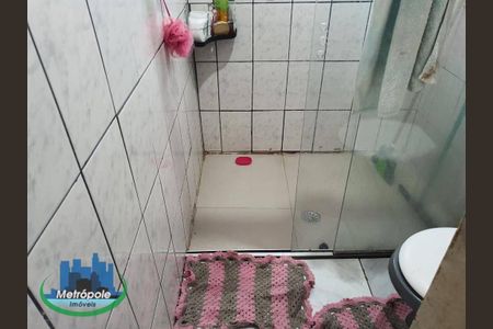 5_photo/94ce8ae0e1.f7e81ba1849dc159-ATLAS-778c0991-ce5e-4e9f-9986-32b656eb5772.jpg de casa à venda com 5 quartos, 250m² em Jardim Marilena, Guarulhos