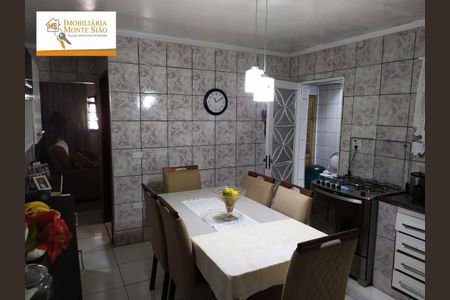 7_photo/94ce8ae1cb.ceff8192393c33de-ATLAS-4139226f-d50f-40c9-b0f3-e4a69ee8ac9e.jpg de casa à venda com 6 quartos, 260m² em Taboão, Guarulhos