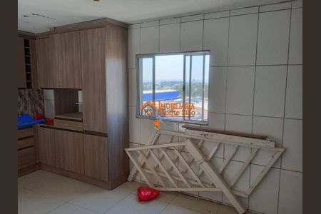 5_photo/94ce8ae9f3.ceff8192393c33de-ATLAS-638bc1a6-32bb-4ddf-8bb5-37dfaa5543a0.jpg de casa à venda com 3 quartos, 200m² em Parque Industrial, Guarulhos