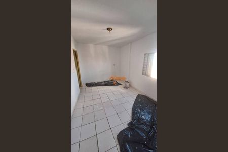 4_photo/94ce8ae9f3.ceff8192393c33de-ATLAS-b039d99e-12c9-4e54-9e9b-c132cbee2e09.jpg de casa à venda com 1 quarto, 40m² em Parque Industrial, Guarulhos