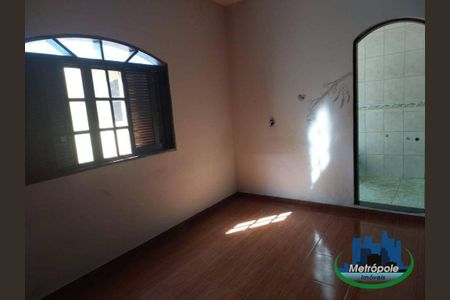 3_photo/94ce8b0eab.719fbdc320448c84-ATLAS-c62d989d-47ef-4322-9600-e36dedf3089d.jpg de casa à venda com 3 quartos, 160m² em Parque Primavera, Guarulhos