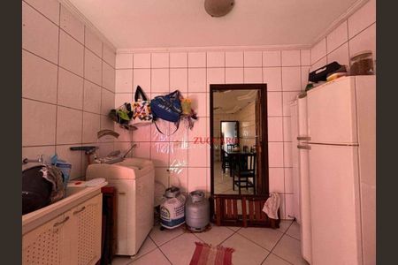 7_photo/94ce8b10ed.c4c0099f2b3231db-ATLAS-41d2be50-47f5-453f-80c7-a632c5371beb.jpg de casa à venda com 3 quartos, 149m² em Jardim Santa Edwirges, Guarulhos