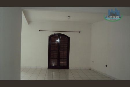 11_photo/94ce8b140b.3dea3cab82053bf3-ATLAS-894a6d4a-c752-4ae5-bc84-6d0b95ef7fec.jpg de casa à venda com 4 quartos, 550m² em Parque Primavera, Guarulhos