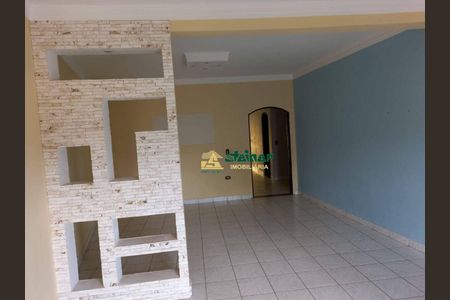 12_photo/94ce8b146b.a6cece6a1e9d2ccf-ATLAS-98299dbd-72c8-430a-9e24-ec78e06d7ebe.jpg de casa à venda com 4 quartos, 596m² em Parque Primavera, Guarulhos