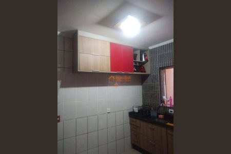 5_photo/94ce8b15dd.3faa1895dd9a36aa-ATLAS-43ca72b6-27fa-410d-9814-a099d0ccee4f.jpg de casa à venda com 5 quartos, 150m² em Parque Mikail, Guarulhos