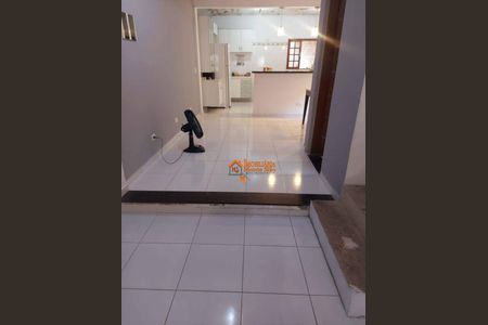 5_photo/94ce8b17db.ceff8192393c33de-ATLAS-2e3c85fc-2070-4dc9-8bd9-3391ea1afc5c.jpg de casa à venda com 4 quartos, 153m² em Jardim Belvedere, Guarulhos