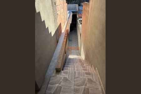 8_photo/94ce8b17db.ceff8192393c33de-ATLAS-e3132996-785d-4d28-a36b-bd3e93fd0af4.jpg de casa à venda com 3 quartos, 210m² em Jardim Belvedere, Guarulhos