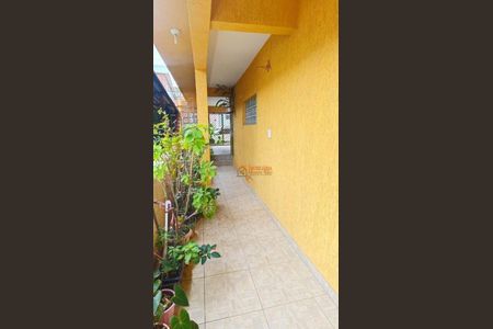 12_photo/94ce8b1883.7954feb32d1ae247-ATLAS-d29ca7e7-2ce6-4f8e-9b1b-62c83308e699.jpg de casa à venda com 3 quartos, 250m² em Jardim Sao Domingos, Guarulhos