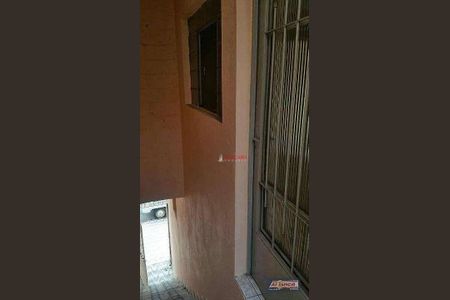 11_photo/94ce8b189d.048bddde78d8ca38-ATLAS-3d0d040c-e6d5-428f-bda2-d4d192ec9176.jpg de casa à venda com 3 quartos, 234m² em Jardim Sao Domingos, Guarulhos