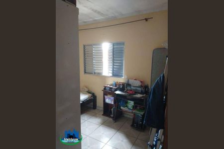 24_photo/94ce8b18e3.0a7da132445aff20-ATLAS-f596b6cf-7c0e-40d1-90f7-921850272edf.jpg de casa à venda com 3 quartos, 90m² em Jardim Sao Domingos, Guarulhos