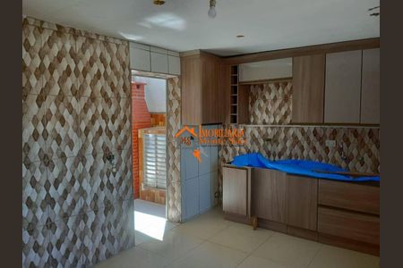 11_photo/94ce8b1f11.1c112219846569b6-ATLAS-35c2d935-5e8f-4eac-bb42-5b956abd1fcf.jpg de apartamento para alugar com 3 quartos, 200m² em Jardim Santa Lidia, Guarulhos