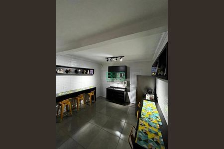 4_photo/94ce8b2011.c3f00cfadba54684-ATLAS-89f4b32d-222f-4451-bc13-14fae8e88dbd.jpg de casa à venda com 6 quartos, 56m² em Jardim Santa Vicencia, Guarulhos