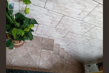 4_photo/94ce8b209b.e3a954dfb45dd8a0-ATLAS-3798ad41-ad28-4875-af08-9be9f7524f42.jpg de casa à venda com 4 quartos, 180m² em Jardim Kawamoto, Guarulhos