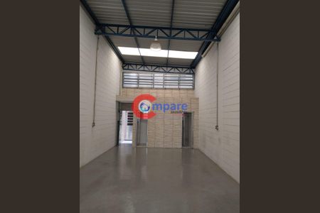 7_photo/94ce8b2257.e7addae7bde7a197-ATLAS-d7e7dd7b-8729-460d-9340-bfec8c55fe1b.jpg de apartamento para alugar com 0 quarto, 150m² em Mikail II, Guarulhos