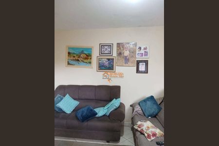 5_photo/94ce8b2295.080d7c2b8dba2ebe-ATLAS-15422ed1-30b0-45f2-a8f0-5fd37aa0b3bc.jpg de casa à venda com 3 quartos, 343m² em Mikail II, Guarulhos