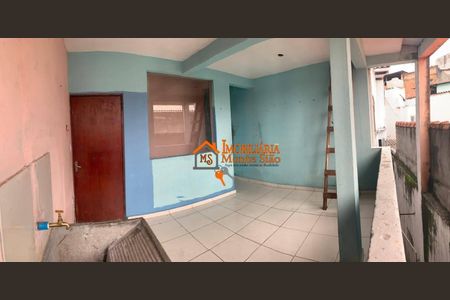 12_photo/94ce8b25bd.ceff8192393c33de-ATLAS-ca382ddf-1204-4385-b700-1df97a18bd6d.jpg de casa à venda com 4 quartos, 200m² em Jardim Paraiso, Guarulhos