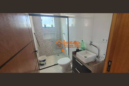 17_photo/94ce8b2653.ceff8192393c33de-ATLAS-c3dd6d8e-8b60-44e2-b9c0-33120652640e.jpg de casa para alugar com 5 quartos, 250m² em Jardim Silvia, Guarulhos