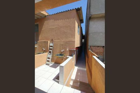 10_photo/94ce8b265b.df2937e7ba5b893c-ATLAS-4bceba82-2450-4bcf-b3fc-ca544f9abc19.jpg de casa à venda com 6 quartos, 220m² em Jardim Taboao, Guarulhos