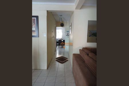 15_photo/94ce8b2695.ceff8192393c33de-ATLAS-4ea627b5-99d9-4273-b2cf-5166b899daba.jpg de casa para alugar com 7 quartos, 250m² em Jardim Paraiso, Guarulhos