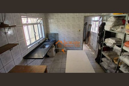 7_photo/94ce8b2695.ceff8192393c33de-ATLAS-5a128a45-6d3f-4b63-aa0f-421c9a135b47.jpg de casa para alugar com 7 quartos, 250m² em Jardim Paraiso, Guarulhos