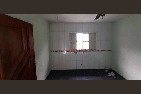 5_photo/94ce8b2743.85e07bde148c79dd-ATLAS-3e4e4c09-4b7c-4f96-8eb8-51310ca3896b.jpg de casa à venda com 2 quartos, 180m² em Jardim Santa Rita, Guarulhos